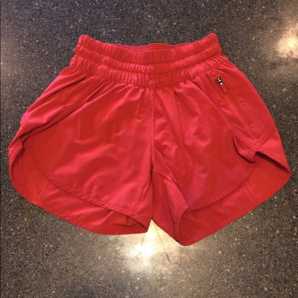 Lululemon Tracker IV 4” Shorts